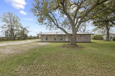 19961 Englin Road Winnie TX 77665