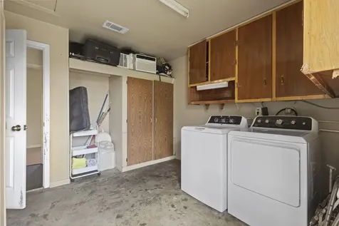 19961 Englin Road Winnie TX 77665