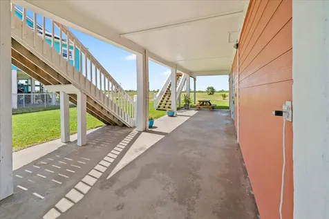 3343 Pirates Cove Crystal Beach TX 77650