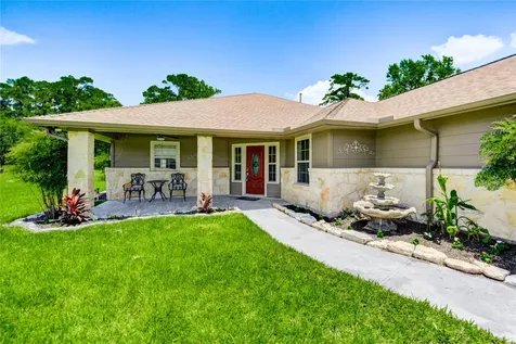 37 Wildwood Lake Drive Huntsville TX 77340