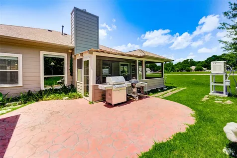 37 Wildwood Lake Drive Huntsville TX 77340