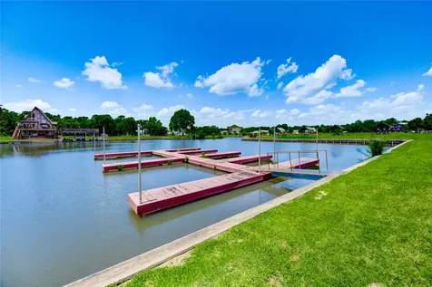 37 Wildwood Lake Drive Huntsville TX 77340