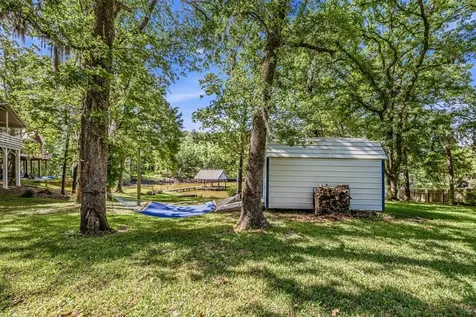 101 Tony Lane Huntsville TX 77320