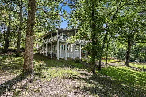 101 Tony Lane Huntsville TX 77320