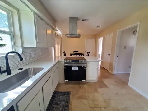 2810 Arrowhead Drive Sugar Land TX 77479