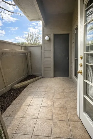 10047 Westpark Drive 73 Houston TX 77042