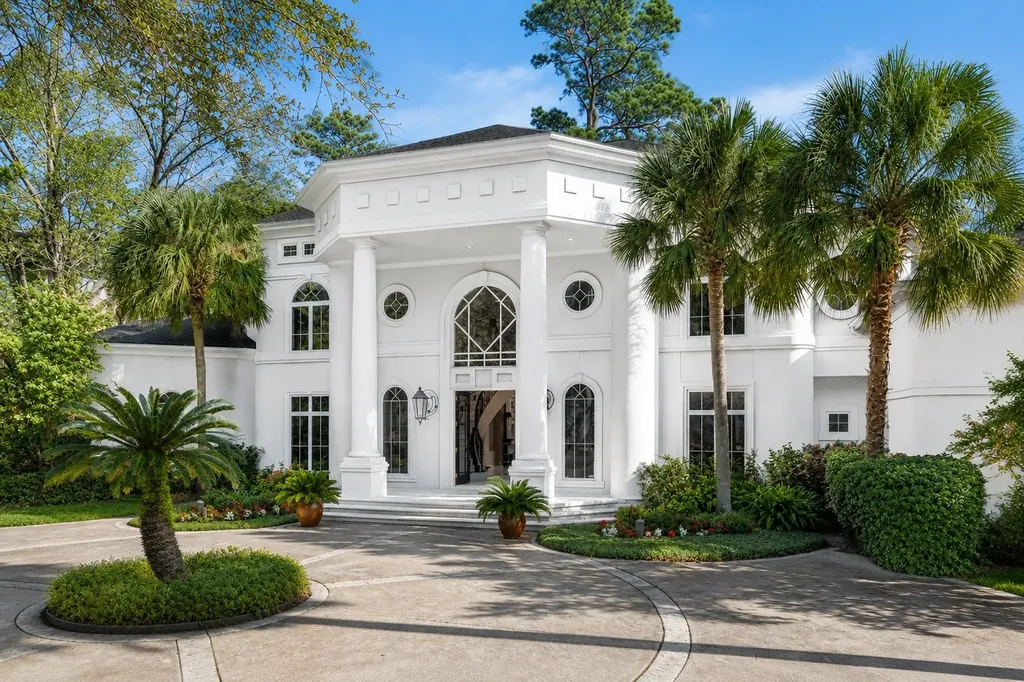 608 Little John Lane Houston TX 77024