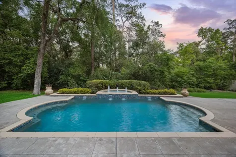 608 Little John Lane Houston TX 77024