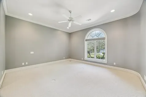 608 Little John Lane Houston TX 77024