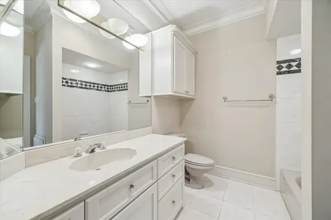 608 Little John Lane Houston TX 77024