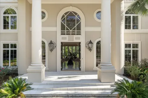 608 Little John Lane Houston TX 77024
