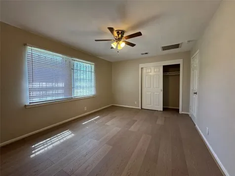 5125 Ricky Street Houston TX 77033