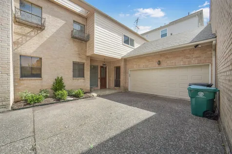 2423 Nantucket Drive Houston TX 77057