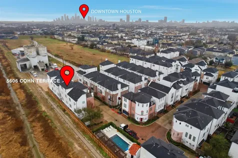 5606 Cohn Terrace Lane Houston TX 77007