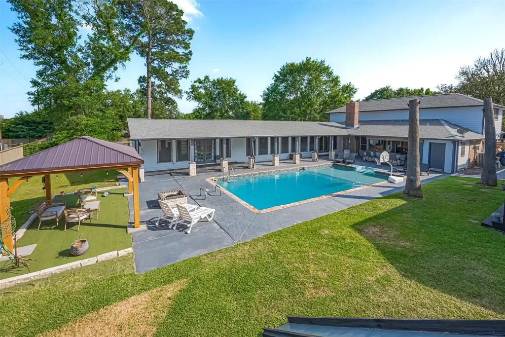 218 Beaumont Drive Magnolia TX 77354