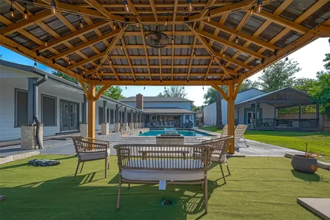 218 Beaumont Drive Magnolia TX 77354