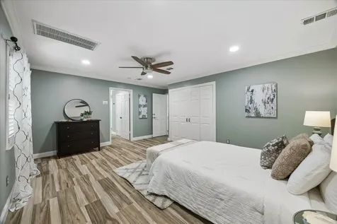 2931 Triway Lane Houston TX 77043