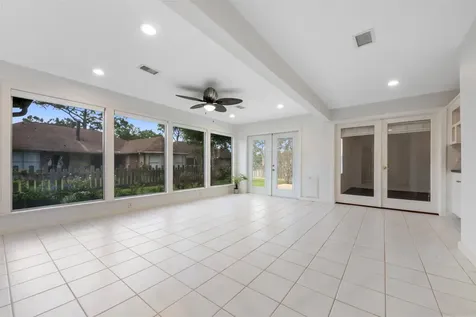 706 Rosefield Court Pearland TX 77584