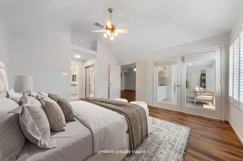 706 Rosefield Court Pearland TX 77584