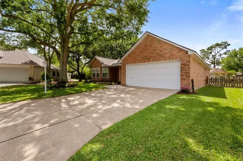 706 Rosefield Court Pearland TX 77584
