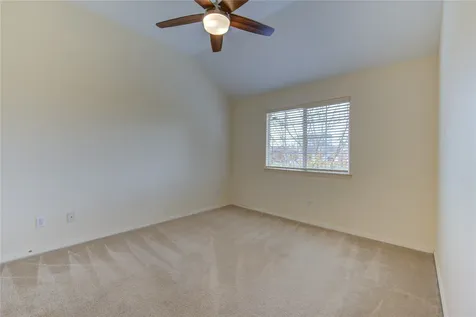 7611 S Linpar Court Houston TX 77040