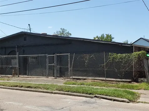 4615 Sherman Street Houston TX 77011