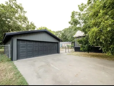 621 N 4th Street Crockett TX 75835