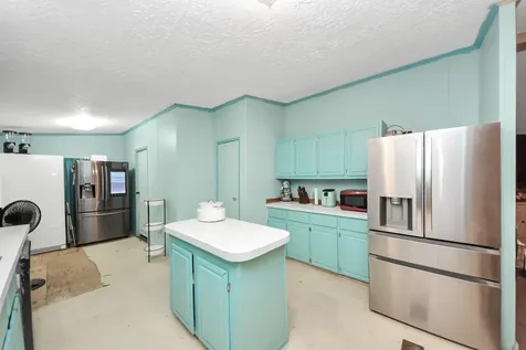 1240 Oliver Lane Cleveland TX 77328