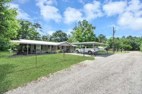 1240 Oliver Lane Cleveland TX 77328