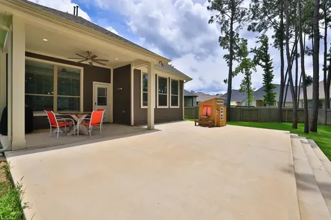 421 Rise Lane Montgomery TX 77316