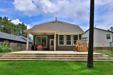 421 Rise Lane Montgomery TX 77316
