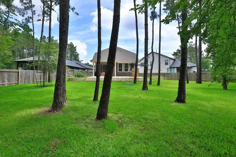 421 Rise Lane Montgomery TX 77316