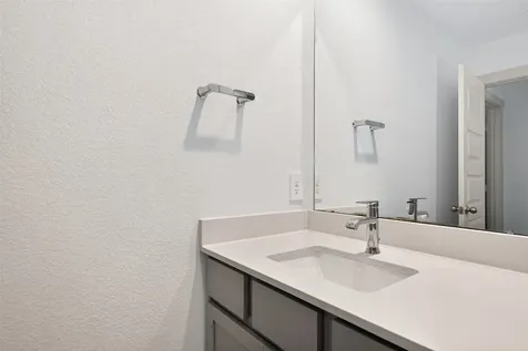 1107 Lakes Edge Lane Missouri City TX 77459