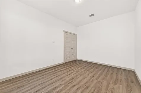 1107 Lakes Edge Lane Missouri City TX 77459