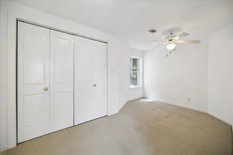 1829 Bering Drive 6 Houston TX 77057
