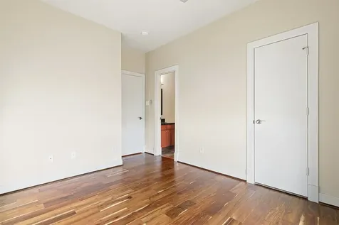 1719 Welch Street A Houston TX 77006