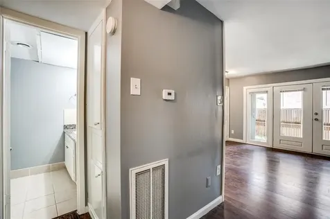 3938 W Alabama Street 8 Houston TX 77027