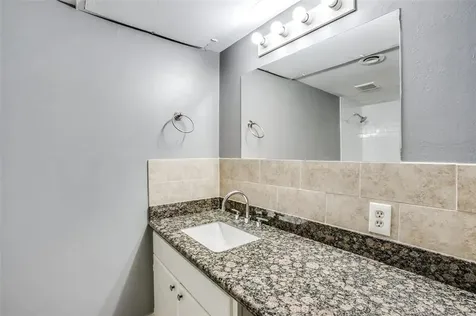 3938 W Alabama Street 8 Houston TX 77027