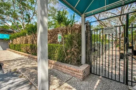 3938 W Alabama Street 8 Houston TX 77027
