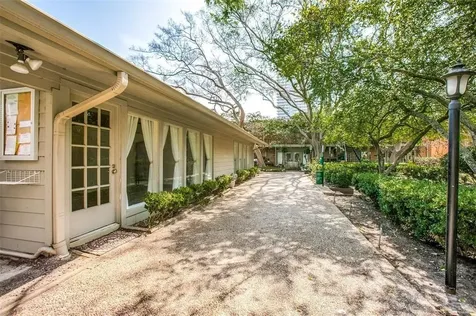 3938 W Alabama Street 8 Houston TX 77027