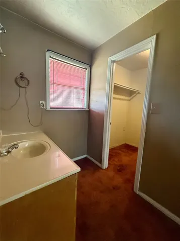 755 County Road 407 Markham TX 77456