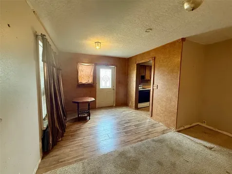 755 County Road 407 Markham TX 77456