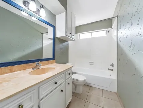 2304 Colleen Drive Pearland TX 77581