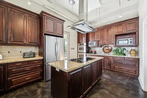 1919 Lubbock Street Houston TX 77007