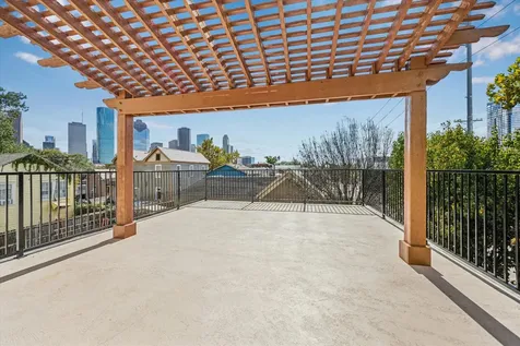 1919 Lubbock Street Houston TX 77007