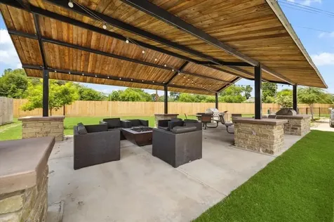 5502 Cuerta Street Houston TX 77023