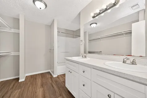 13215 Vista Oro Drive Houston TX 77041