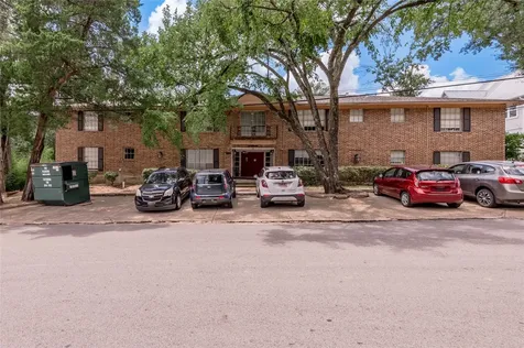 818 University Avenue 7 Huntsville TX 77320