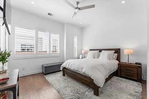 5827 Dolores Street Houston TX 77057