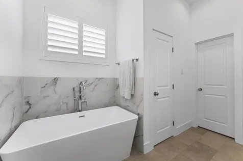 5827 Dolores Street Houston TX 77057